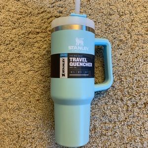 Stanley The Big Grip Quencher Tumbler Aqua